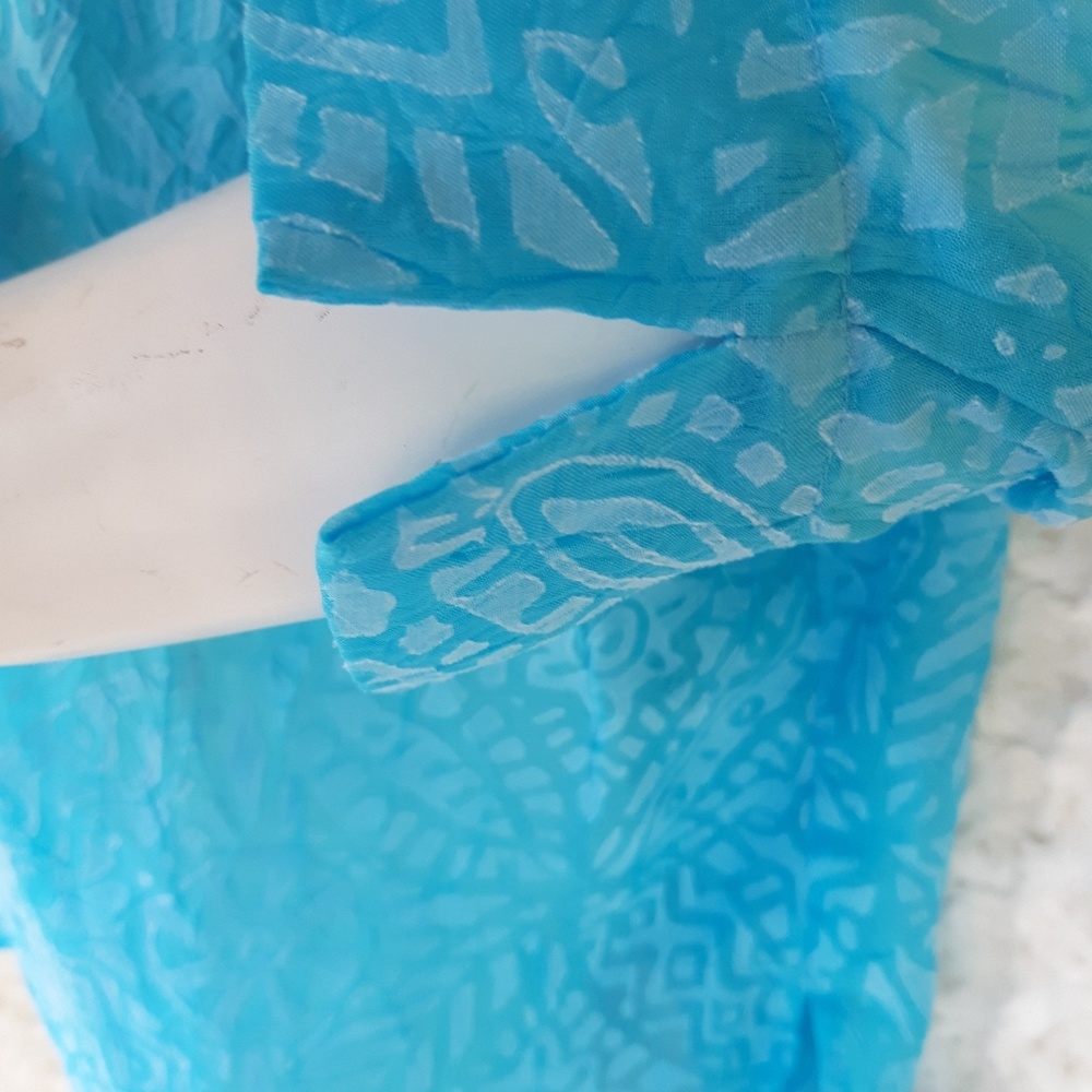 JH Collectibles Turquoise Plus size Blouse - Picture 5 of 8